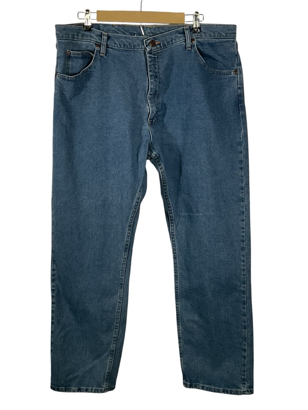 Wrangler Men’s Straight Leg Denim Distressed Jeans. Size 40X30